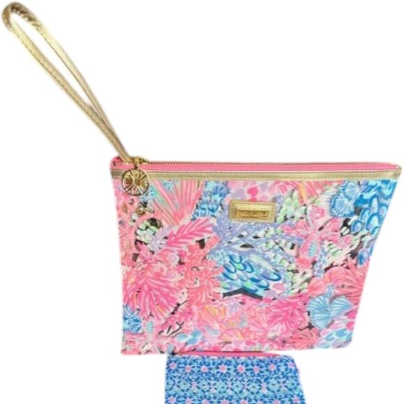 Lilly Pulitzer Beach Day Water Resistant Vinyl Pouch - Splendor in the Sand - Picture 3 of 6